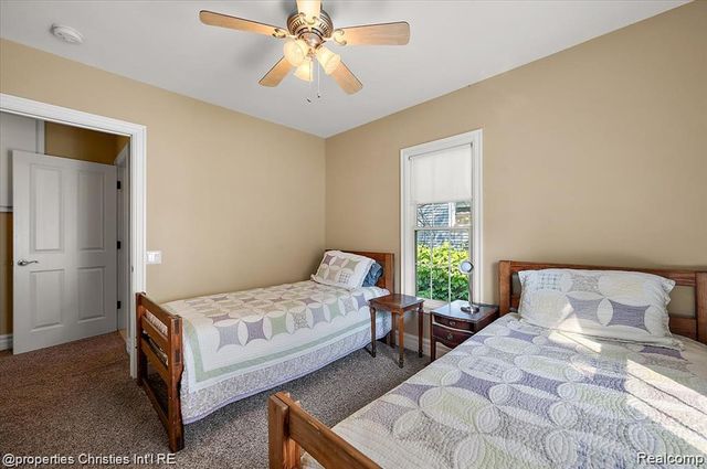 11346 E Shore Drive, Whitmore Lake, MI 48189