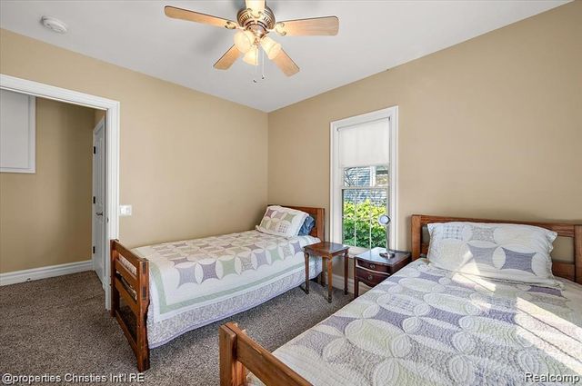 11346 E Shore Drive, Whitmore Lake, MI 48189