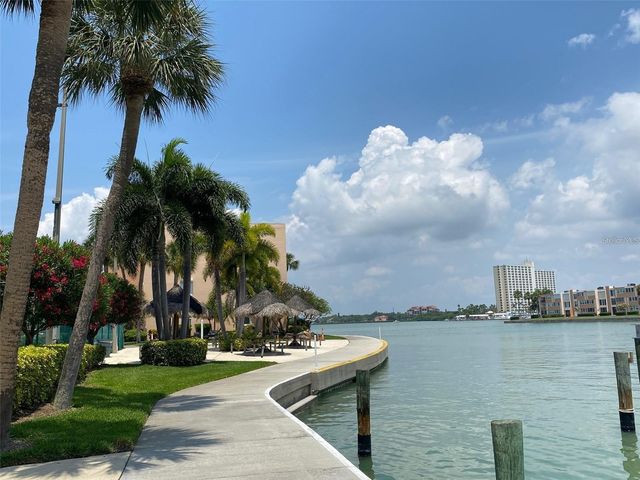 7400 SUN ISLAND DRIVE S 202, South Pasadena, FL 33707