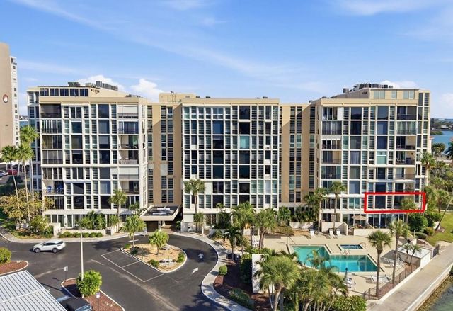 7400 SUN ISLAND DRIVE S 202, South Pasadena, FL 33707