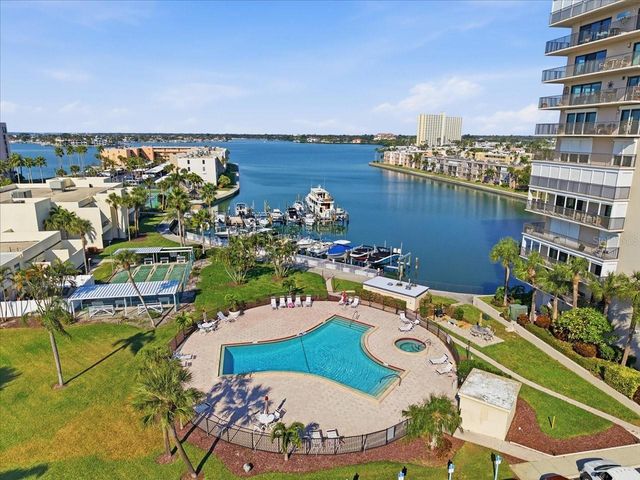 7400 SUN ISLAND DRIVE S 202, South Pasadena, FL 33707