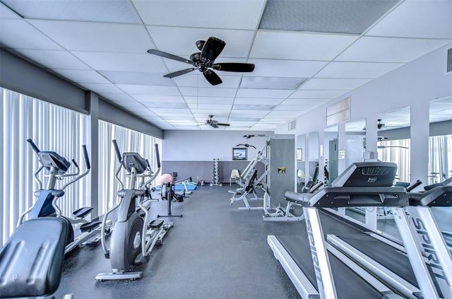 7400 SUN ISLAND DRIVE S 202, South Pasadena, FL 33707