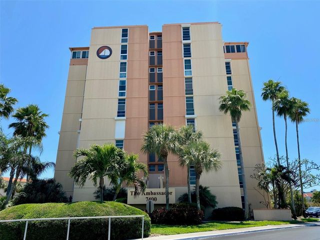 7400 SUN ISLAND DRIVE S 202, South Pasadena, FL 33707