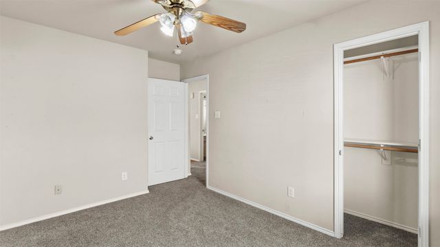 2901 Saint Charles Drive, Mansfield, TX 76063