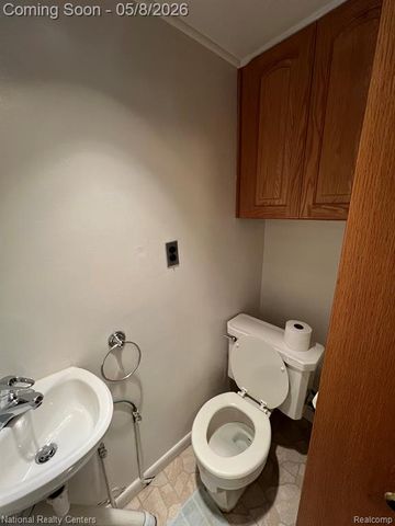 16840 Harrison Street, Livonia, MI 48154
