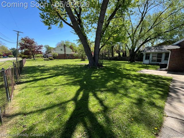 16840 Harrison Street, Livonia, MI 48154