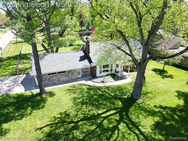 16840 Harrison Street, Livonia, MI 48154
