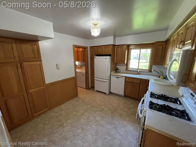 16840 Harrison Street, Livonia, MI 48154
