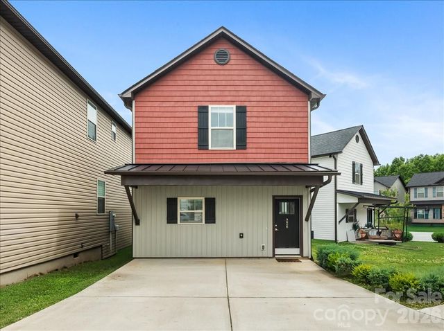 226 Cardwell Lane, Fletcher, NC 28732