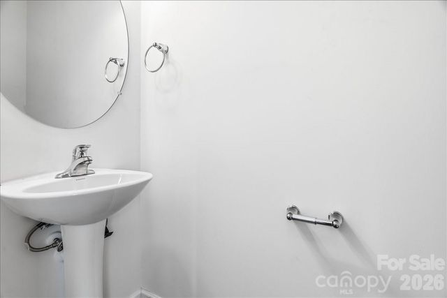 226 Cardwell Lane, Fletcher, NC 28732