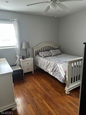 422 W Linden Ave, Linden City, NJ 07036