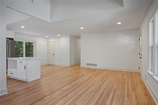 110 Bonnie Lane NE, Sandy Springs, GA 30328