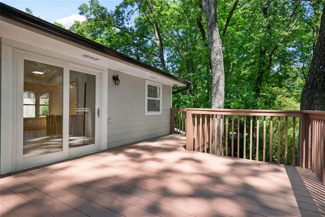 110 Bonnie Lane NE, Sandy Springs, GA 30328