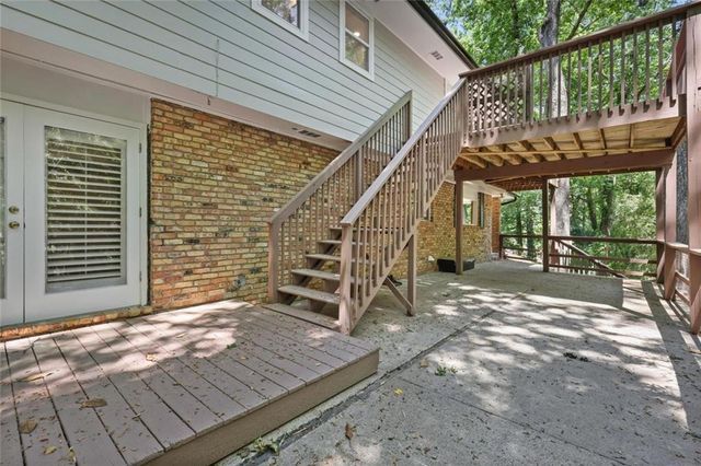 110 Bonnie Lane NE, Sandy Springs, GA 30328