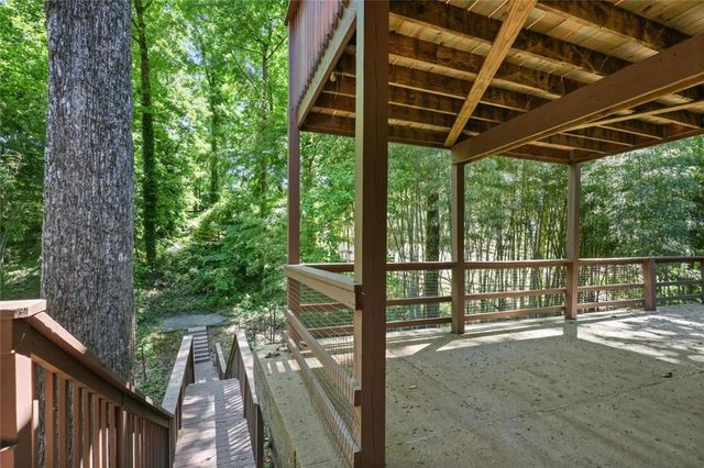 110 Bonnie Lane NE, Sandy Springs, GA 30328