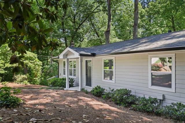 110 Bonnie Lane NE, Sandy Springs, GA 30328
