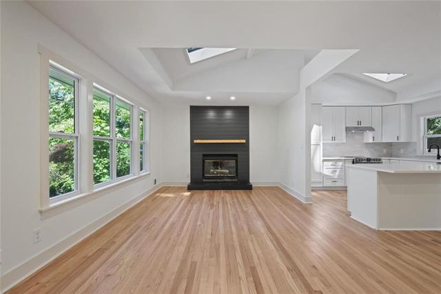 110 Bonnie Lane NE, Sandy Springs, GA 30328