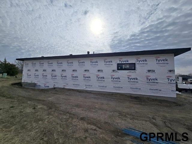 9160 Hillcrest Trail, Lincoln, NE 68510