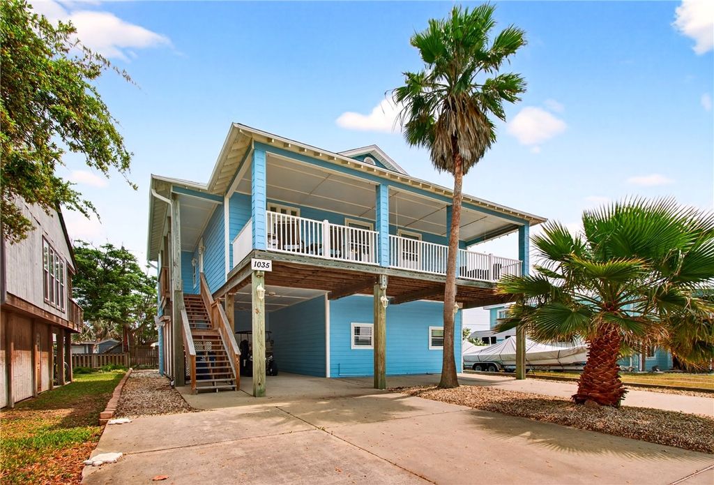1035 Sea Secret St, Port Aransas, TX 78373 — exterior