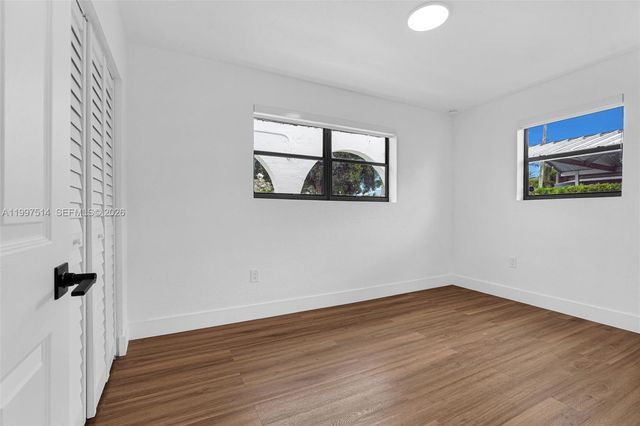 2460 NW 175th St, Miami Gardens, FL 33056