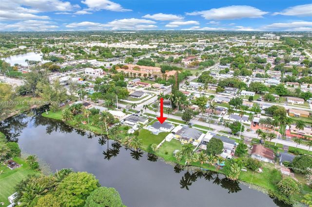 2460 NW 175th St, Miami Gardens, FL 33056