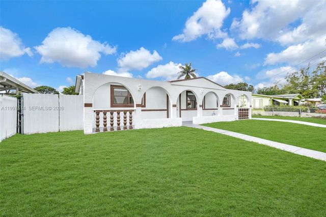 2460 NW 175th St, Miami Gardens, FL 33056