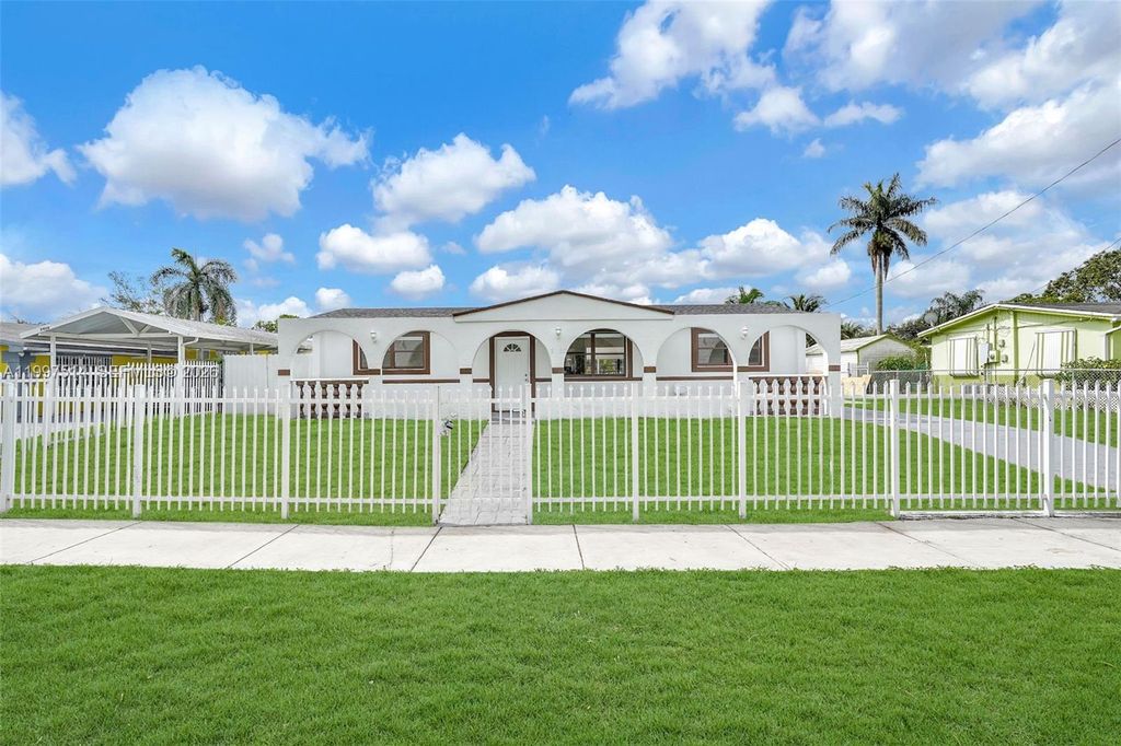 2460 NW 175th St, Miami Gardens, FL 33056