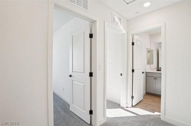 5864 Wisteria Walk Street, Las Vegas, NV 89148