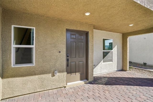 5864 Wisteria Walk Street, Las Vegas, NV 89148