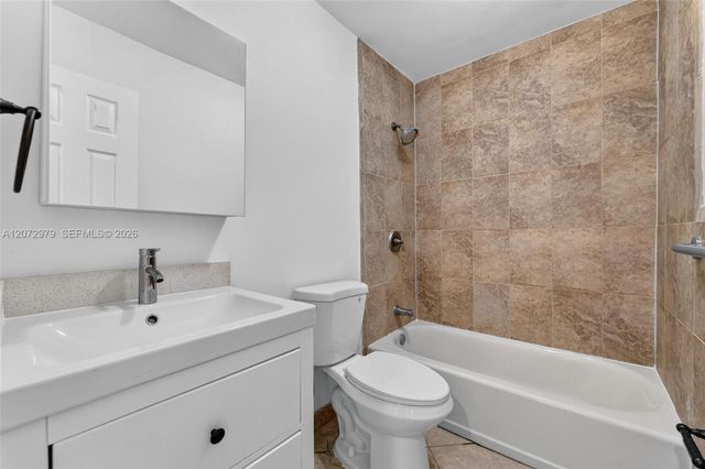 11916 SW 123rd Place, Miami, FL 33186