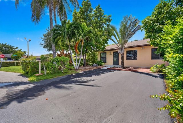 11916 SW 123rd Place, Miami, FL 33186
