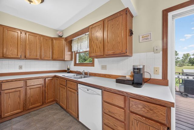 11520 N Lookout Ridge, Morton Twp, MI 49346