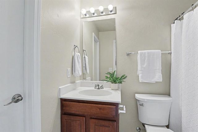 801 Ga Zump Drive, Norman, OK 73069