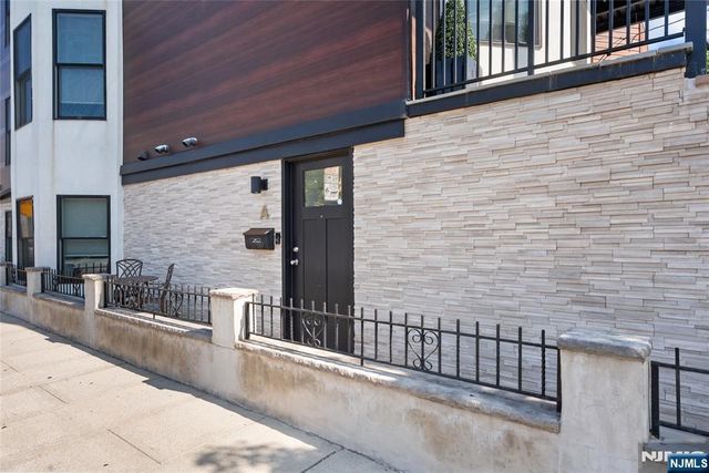 901 Palisade Avenue 1, Union City, NJ 07087