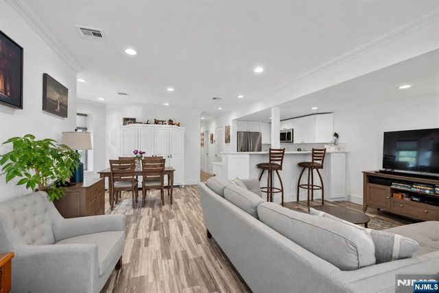 901 Palisade Avenue 1, Union City, NJ 07087