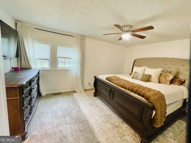 9006 Gatewood Drive, Jonesboro, GA 30238
