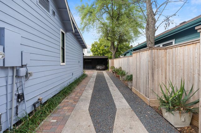 1116 Nadine Street, Houston, TX 77009