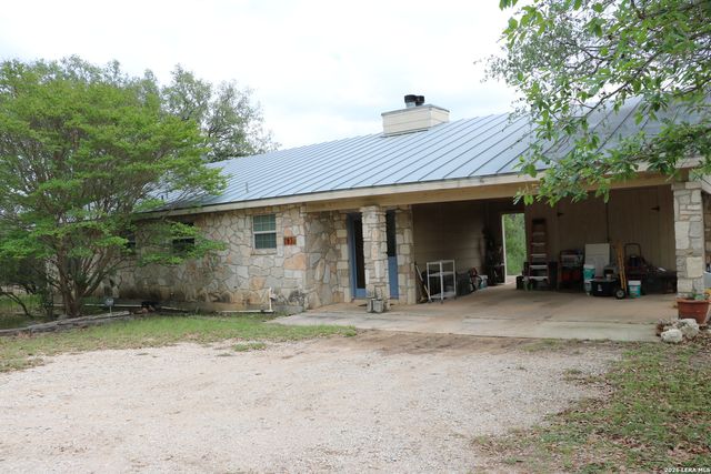 1307 COMANCHE PATH, Bandera, TX 78003