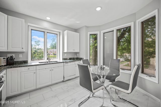 117 Sequoia Woods Court, Holmdel, NJ 07733