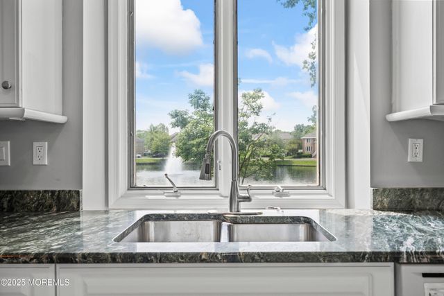 117 Sequoia Woods Court, Holmdel, NJ 07733