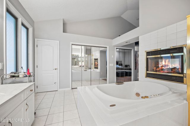 117 Sequoia Woods Court, Holmdel, NJ 07733