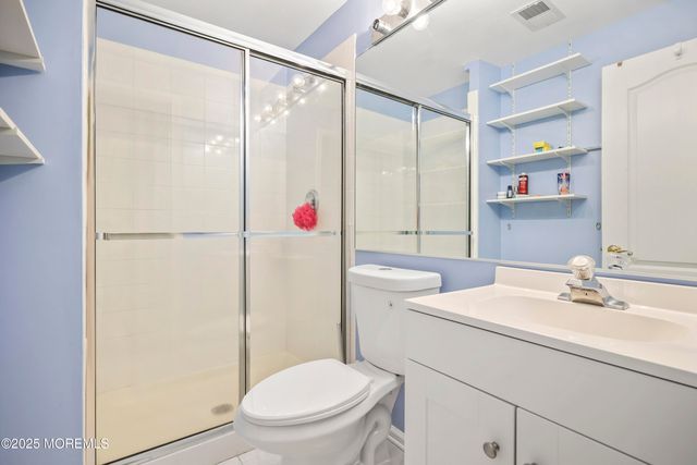 117 Sequoia Woods Court, Holmdel, NJ 07733