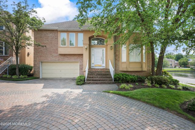 117 Sequoia Woods Court, Holmdel, NJ 07733