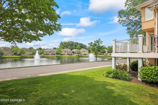 117 Sequoia Woods Court, Holmdel, NJ 07733