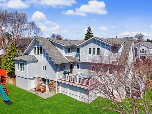 30 Wainwright Street, Rye, NY 10580