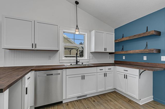 1202 Blossom Boulevard NW, Isanti, MN 55040