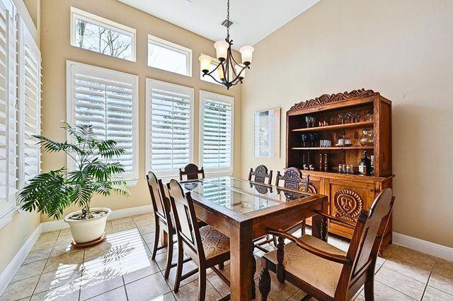 114 Hazelnut CT, Driftwood, TX 78619