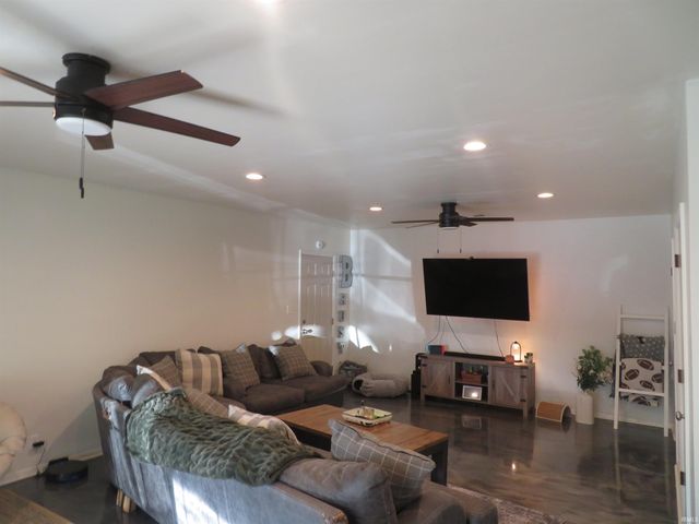 1550 Herndon Drive, Evansville, IN 47711