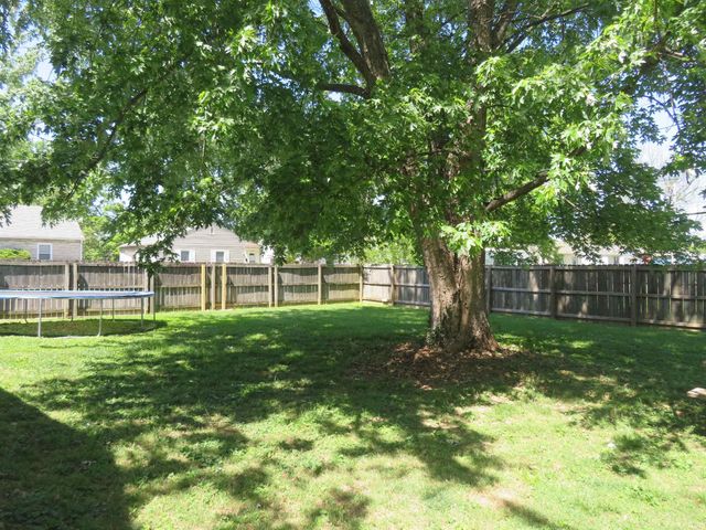 1550 Herndon Drive, Evansville, IN 47711