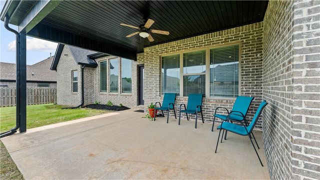 1211 Brandon Way, Bentonville, AR 72713